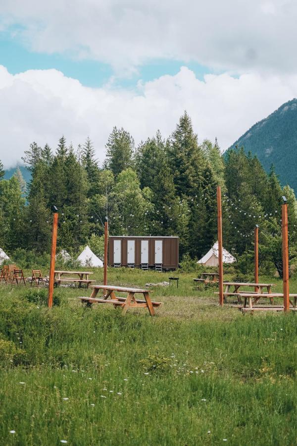 Wander Camp Glacier Coram Exterior foto