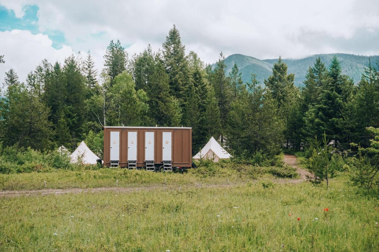 Wander Camp Glacier Coram Exterior foto